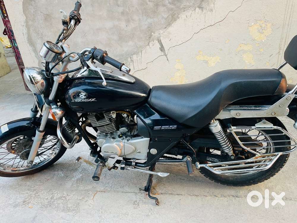 Bajaj avenger 220 cc