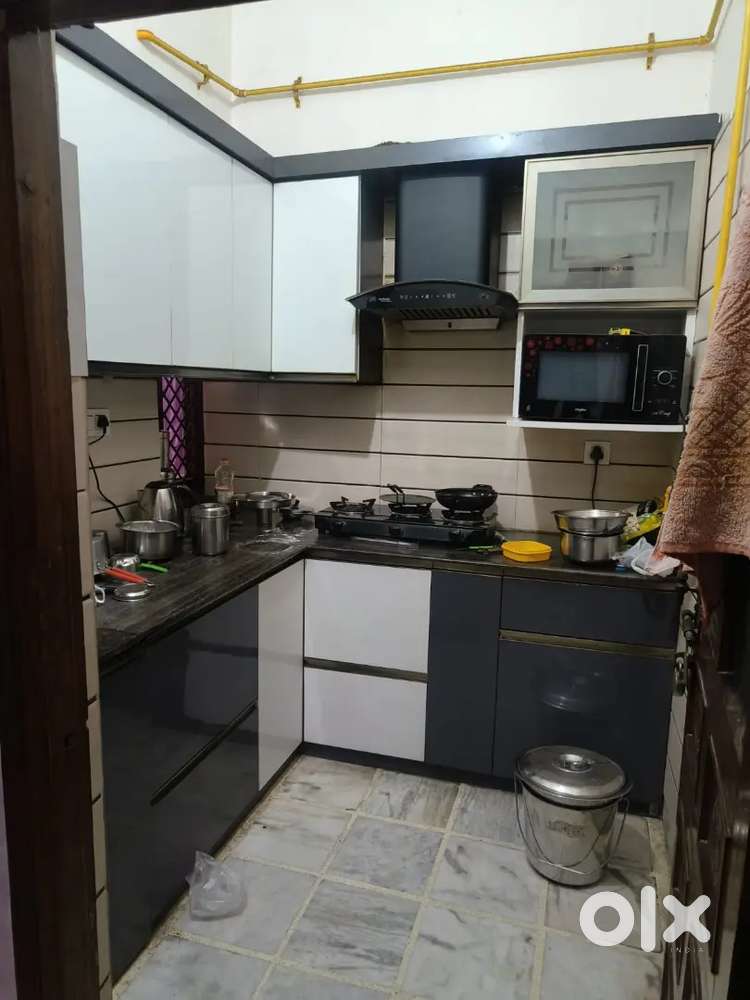 1 Full furnished room with Fully setup kitchen for rent