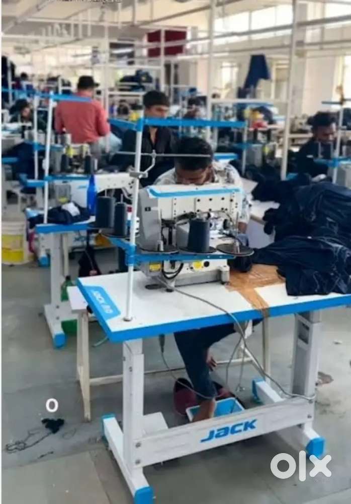 T shirt cutting master and tailor for garment industry