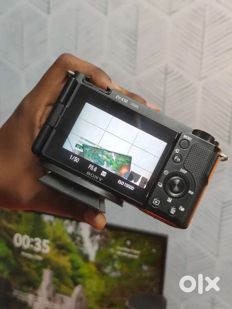 Sony ZV E10