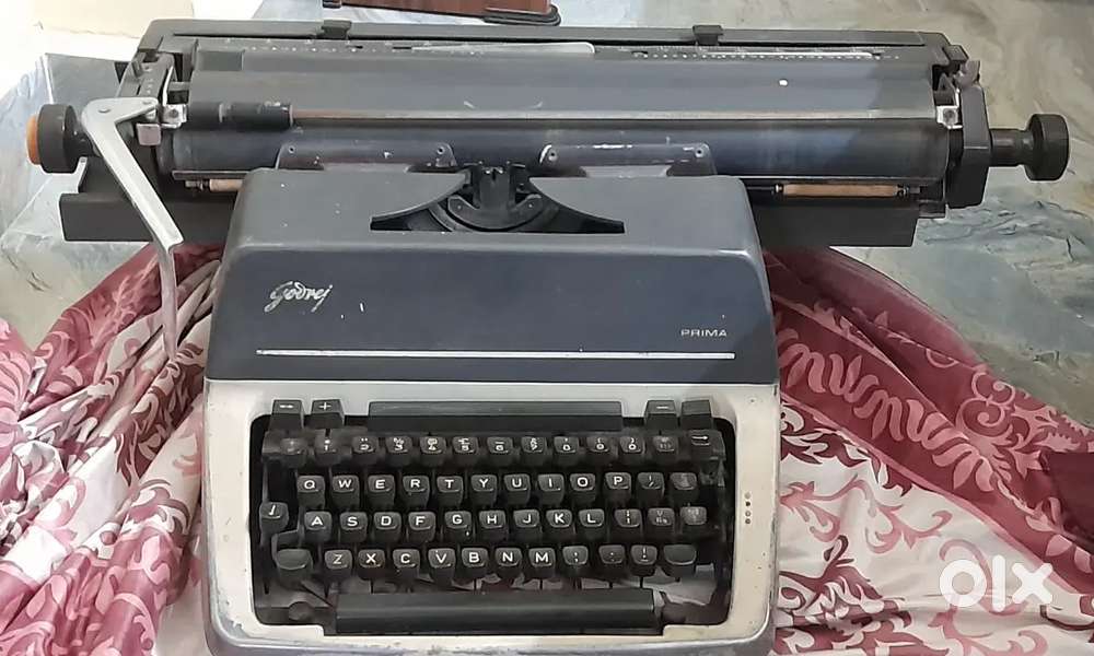 Typing machine