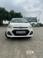 Hyundai Grand i10 ASTA 2014 CNG & Hybrids Well Maintained