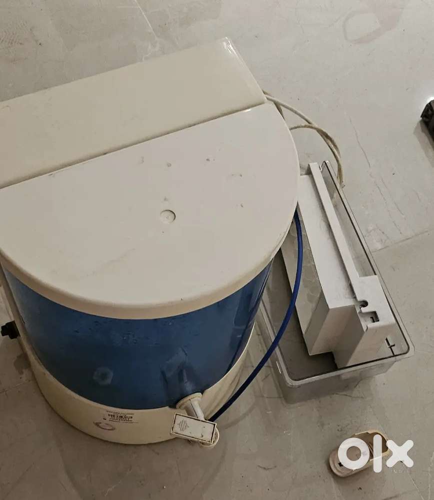 Dining table  and purifier