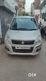 Fresh condition me car hai ek rupay ka koi kaam nhi hai