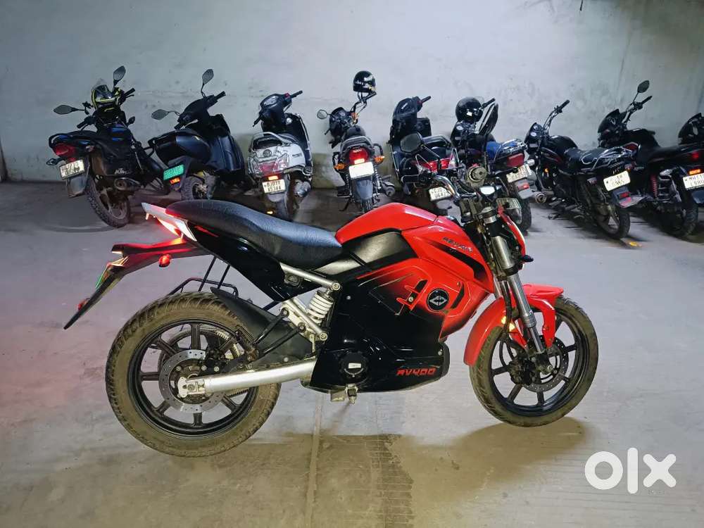 Wall mainten, office use only and single hand used.