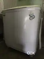 Godrej 6.2 kg Semi-Automatic Top Loading Washing Machine