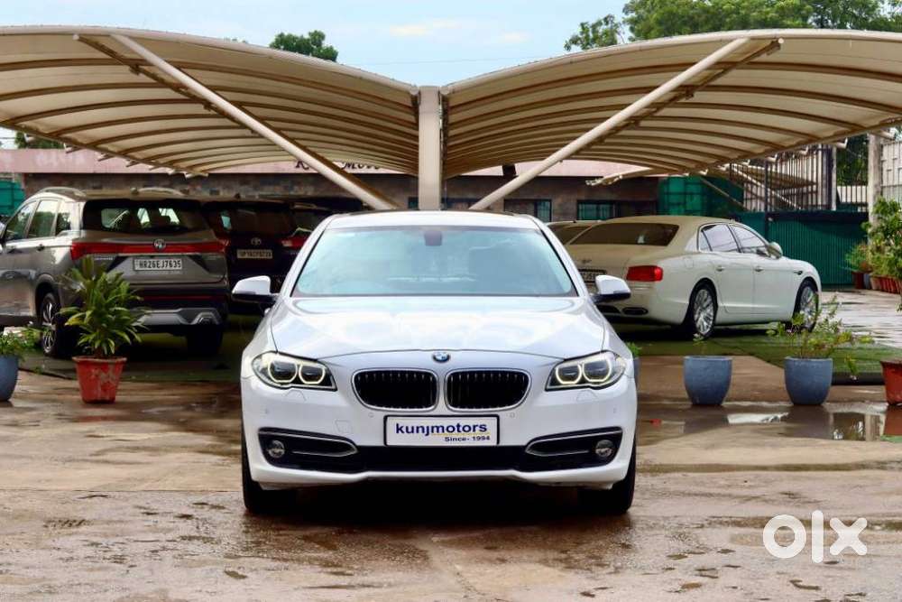 BMW 5 Series 2.0 520D Luxury Line, 2016, Diesel