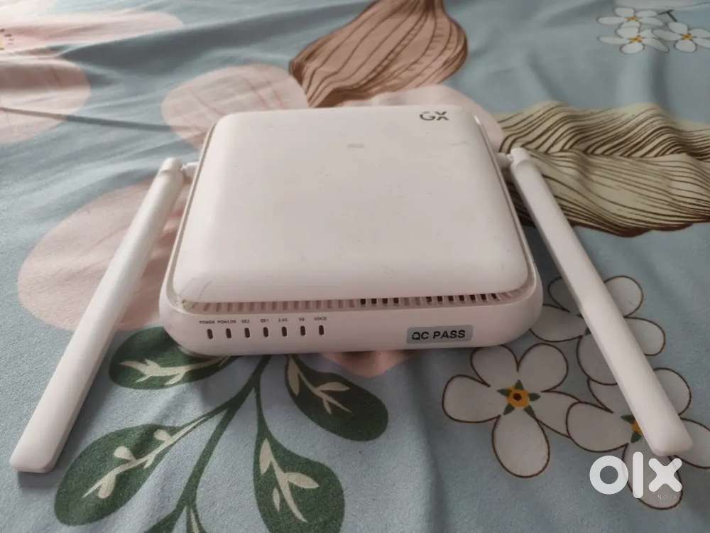 GX Titanium T21 Dual Band WIFI router 2 yrs old