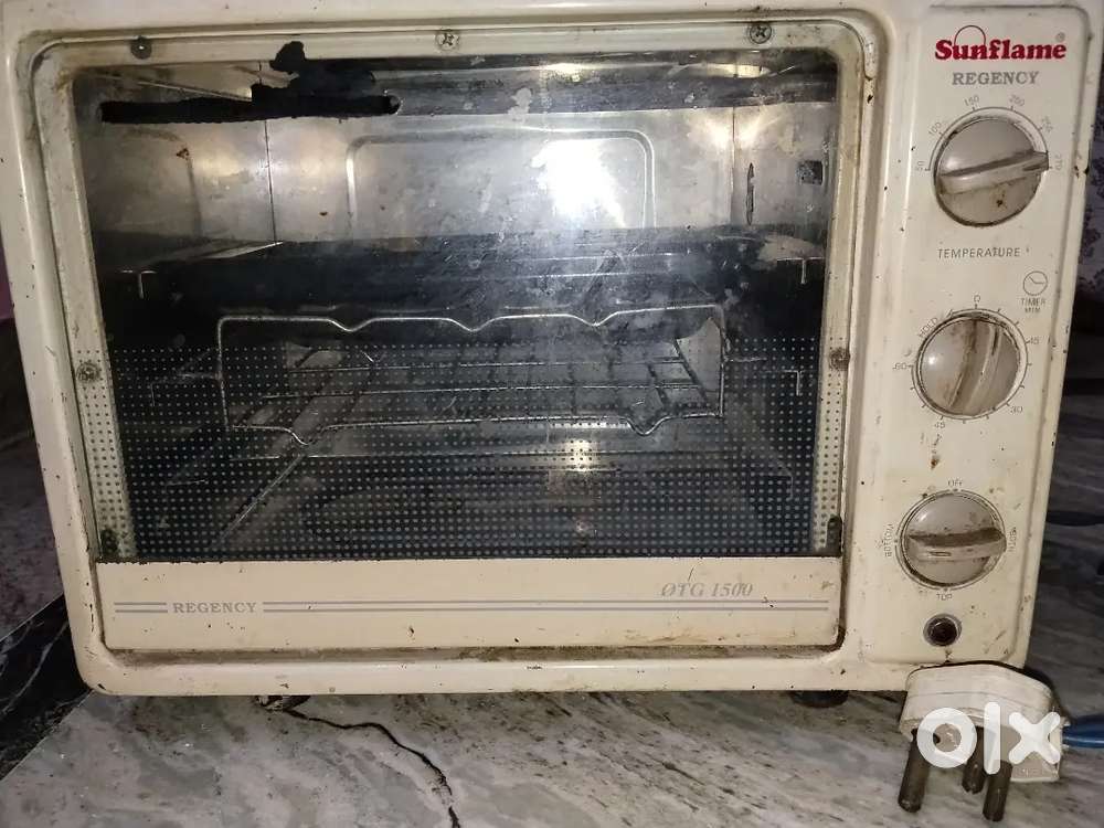 An OTG (Oven, Toaster, Griller)
