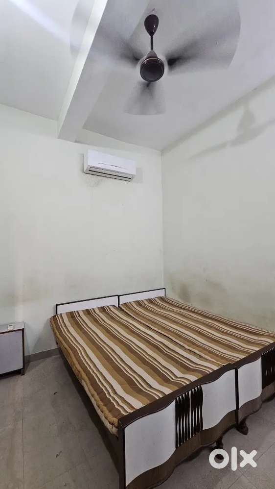 Shankar Nagar 1 BHK fully furnished independent flat available