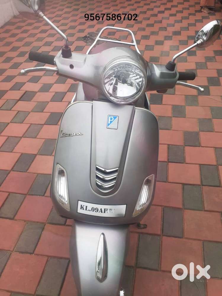 Vespa 125( 2018 )