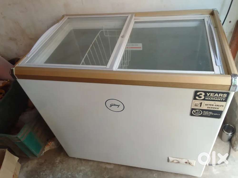 210 ltr ice cream fridge