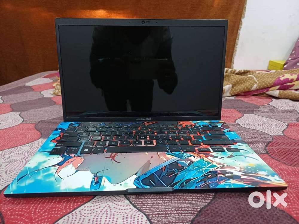 Asus zenbook b1 12gb ram +256gb gen 5 fast SSD 10 months old with bill