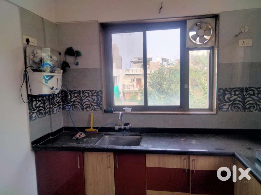 2 BHK Flat Fully Furnished