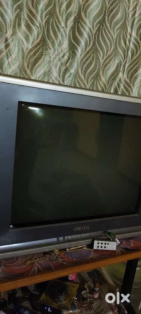 Onida black neo tv