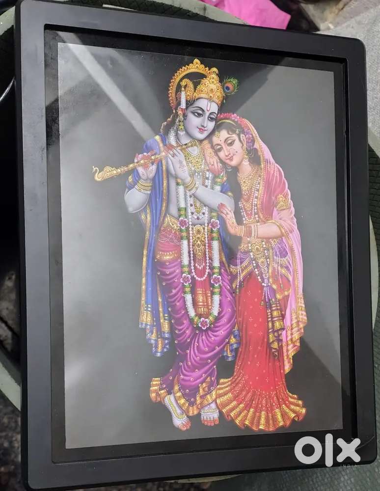 Photo frame with lights inside