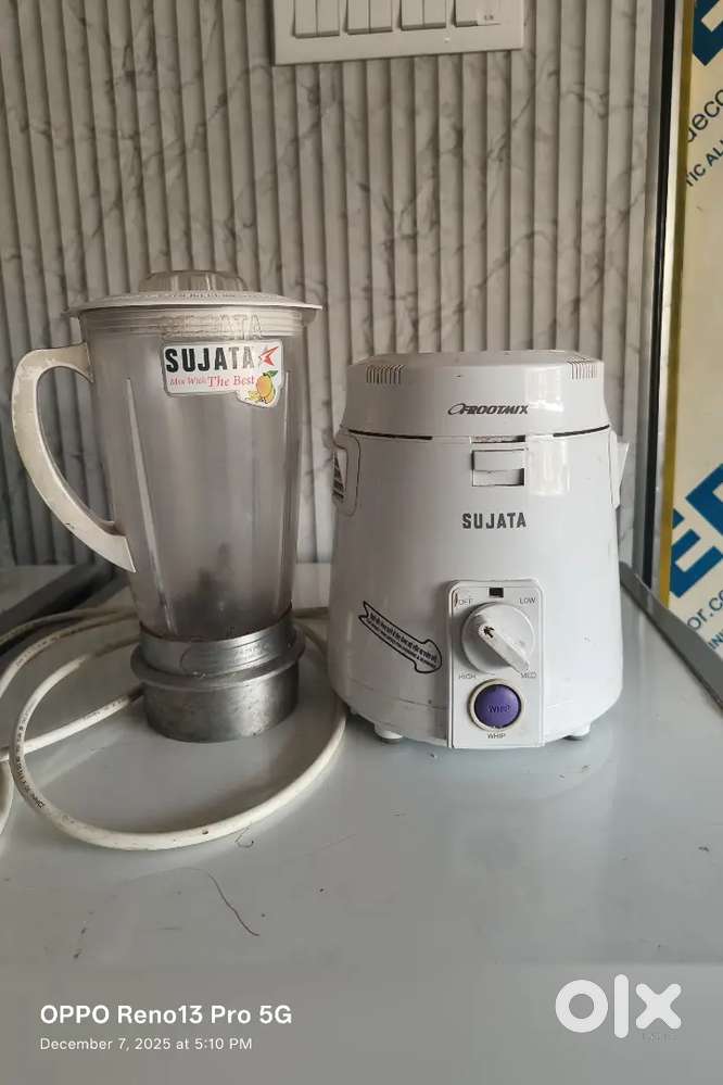 Sujatha fruit juice and milkshake