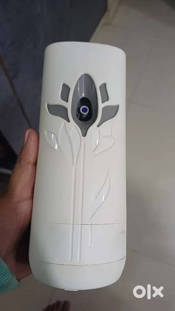Automatic air freshner