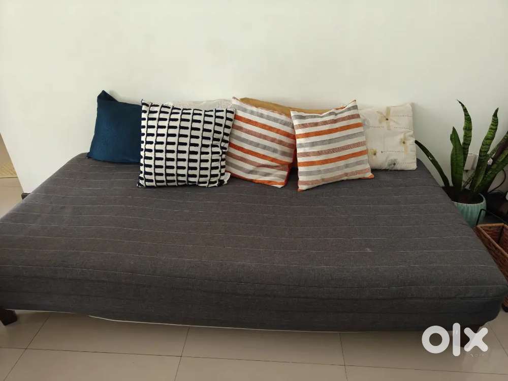 Day Bed for sale!!
