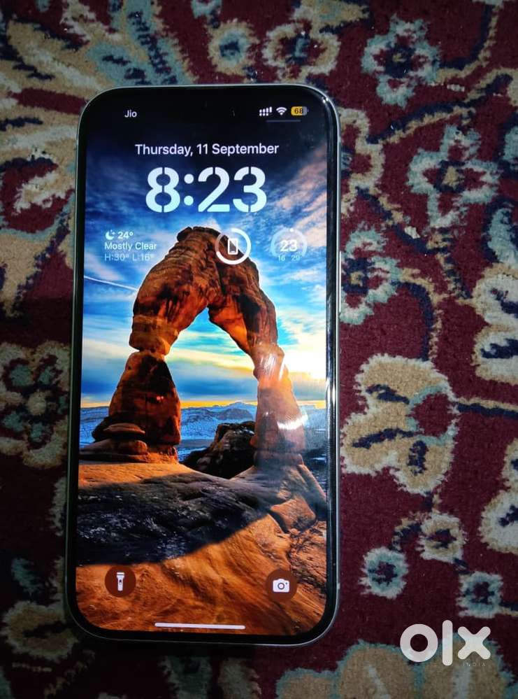 iPhone 15 128gb, 99%BH , Battery Count 181, One month warranty left