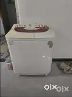 Semi automatic washing machine
