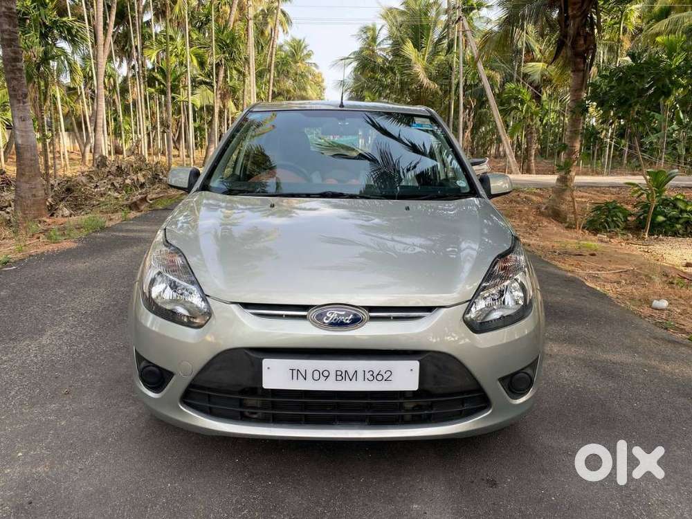 Ford Figo 2010-2012 Petrol ZXI, 2012, Petrol
