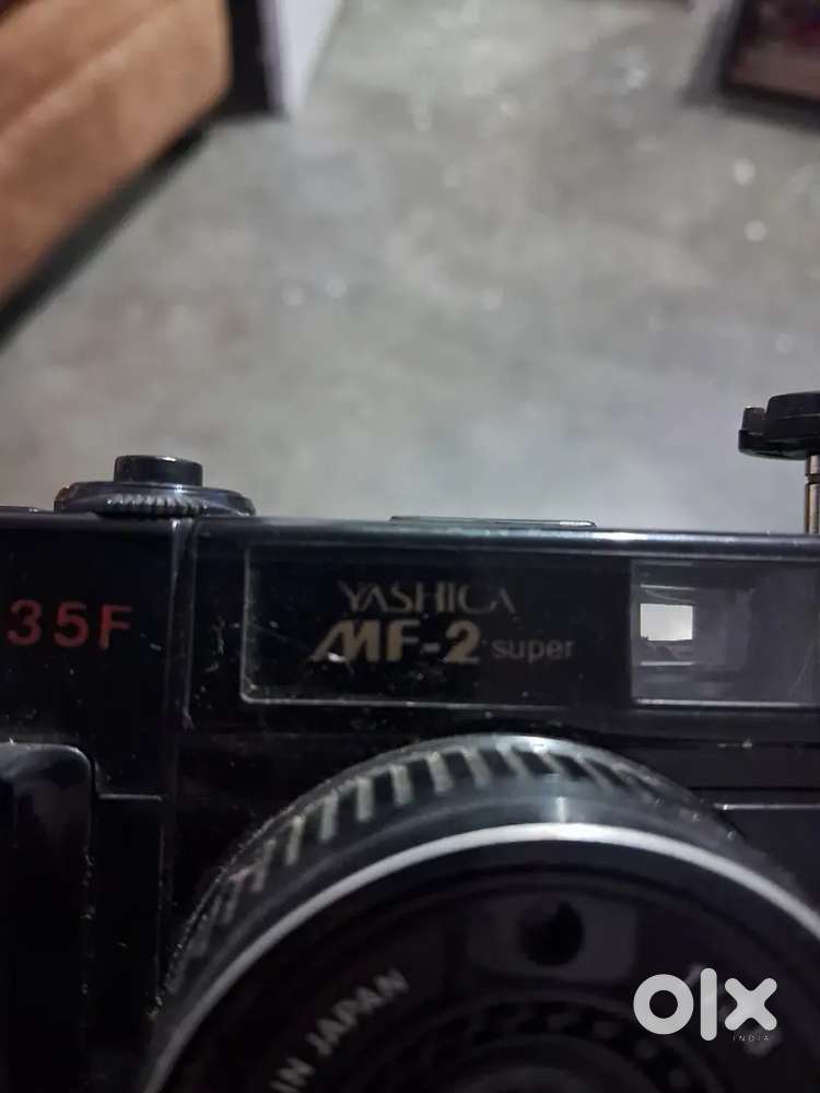 Camera ( Yashica)