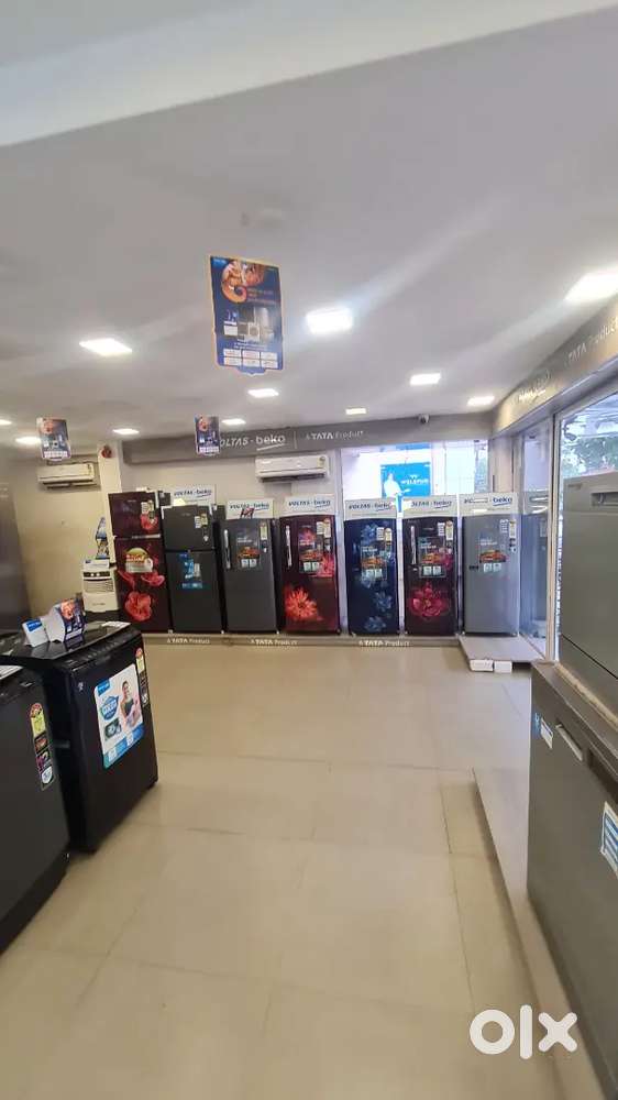 Commercial space on rent at college Road