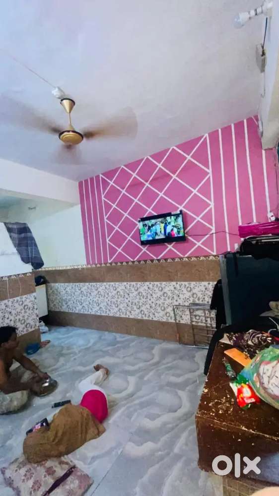 Arjent hai dena jisko interest ho wahi msg kare