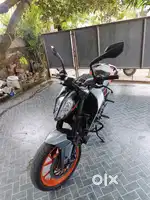 Duke 200 in mint condition