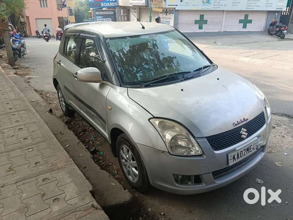 Maruti Suzuki Swift 2010 Petrol 98500 Km Driven,