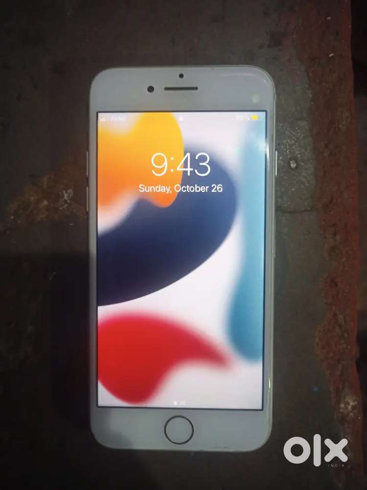 Iphone 7  white colour all ok