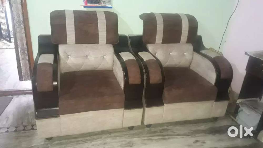 3+2 sofa very nice sofa