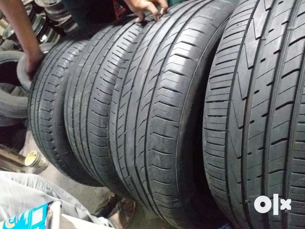 Tyres size 235 50 19;