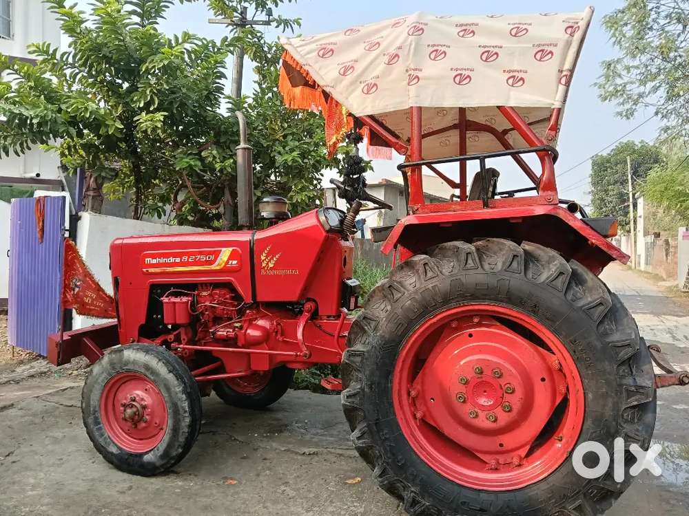 Mahindra 275
