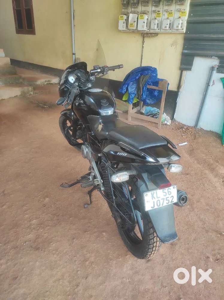 Pulsar 180 2014 model