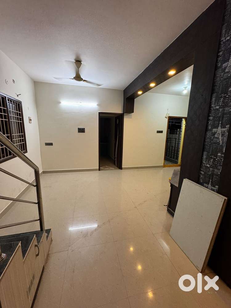 For couples or women bachelors only sharing house with private room