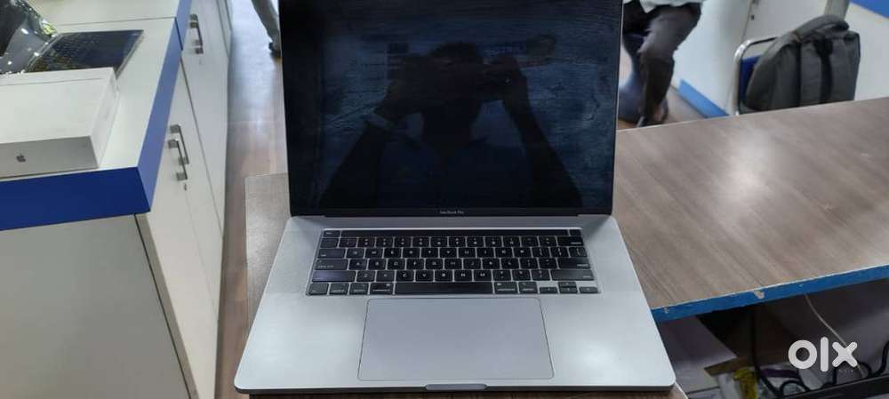 Apple MacBook Pro A2141 i9/16GB/1TB SSD 16-inch Retina