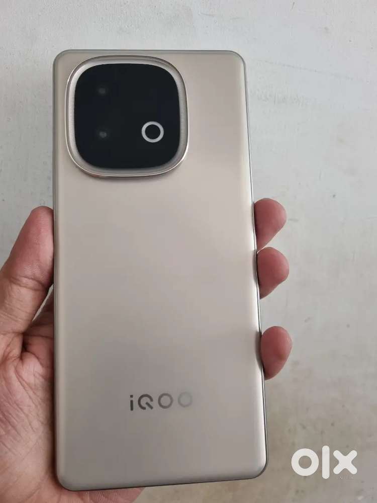 Iqoo neo 10  16gb/512gb 3 month old