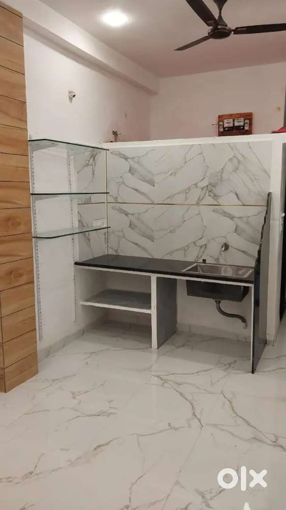 1bhk non independent rent pr dena hai