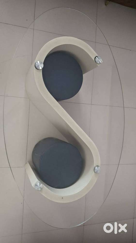 Oval Center table