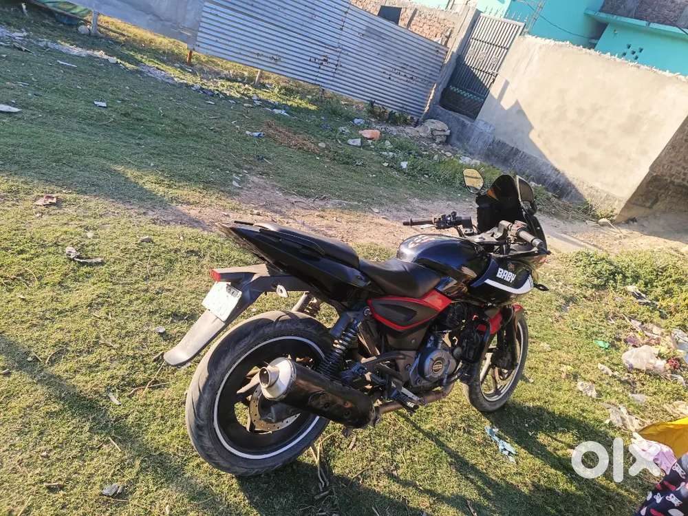 Pulsar 220f BS4
