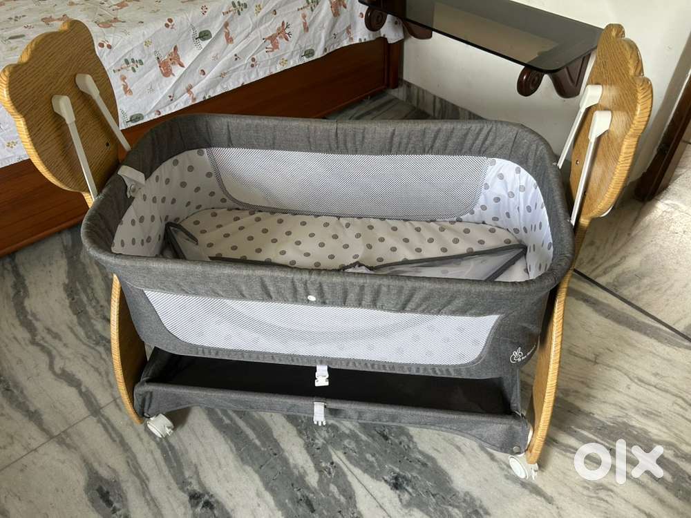 Baby cradle