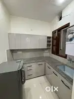 NEAR DCM FULLY FURNISHED 2BHK SET AVAILABLE