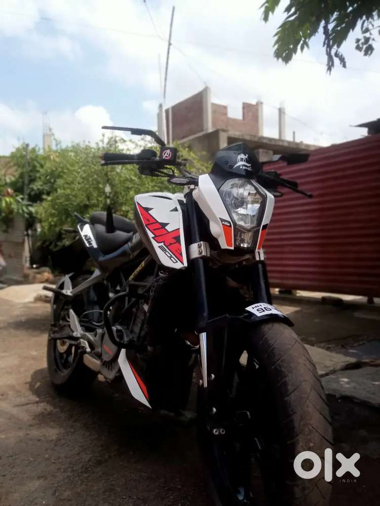 Urgent sell ktm duke 200, mitar on condition,bick condition good,