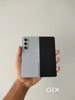 Samsung galaxy FOLD 5  12 GB RAM/512 GB