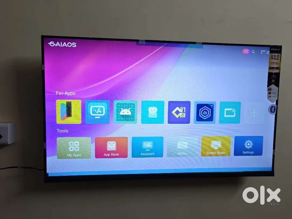 Brand new smart 32* full hd smart tv with warranty