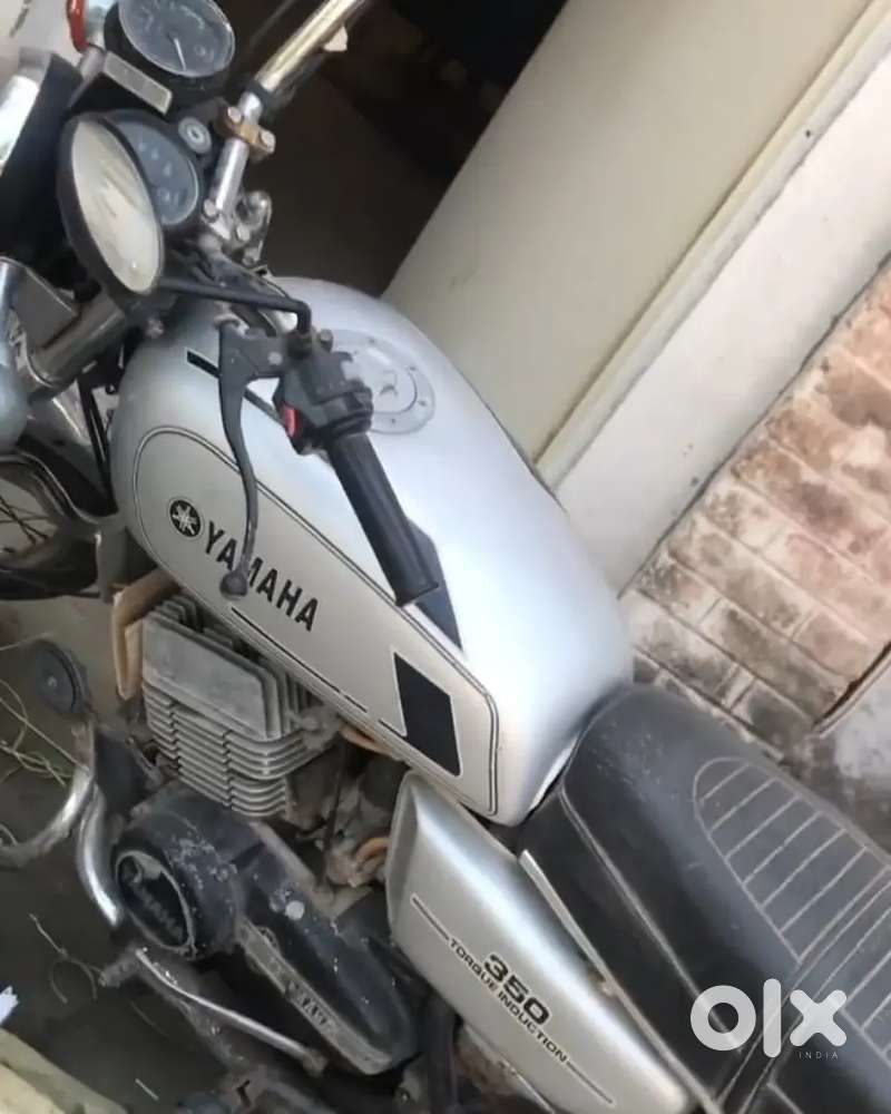 Yamaha rd350
