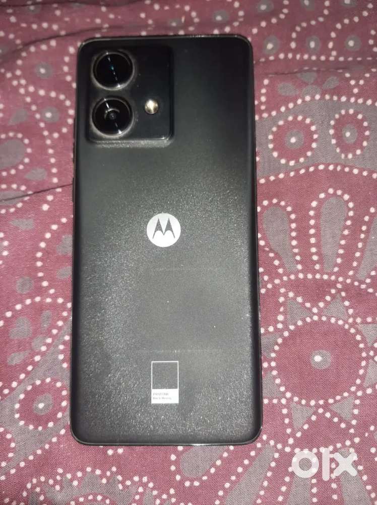Moto edge 40neo 8 128.      Exchange available