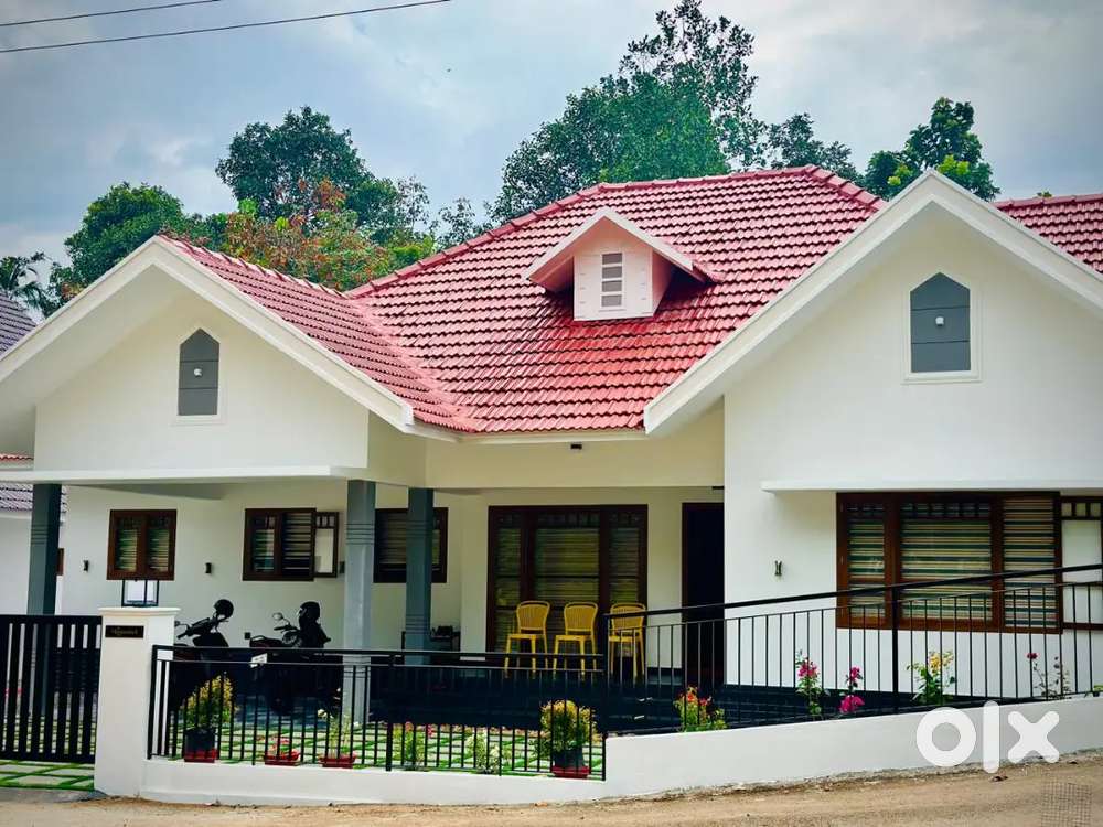 Home stay for ladies & Spoken English classes at Pala, Nelliyani.